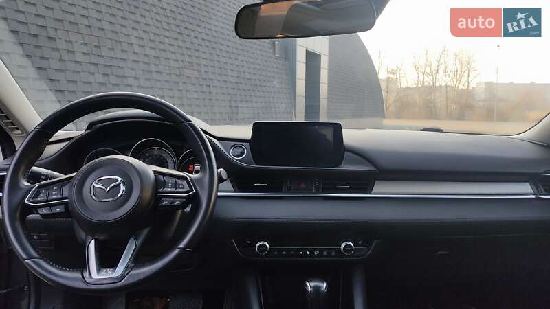 Седан Mazda 6 2018 в Днепре