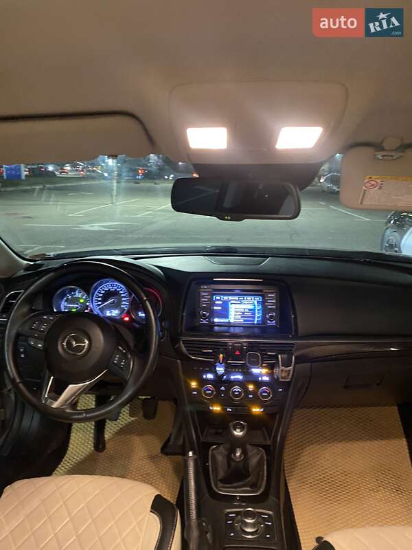 Седан Mazda 6 2012 в Камне-Каширском