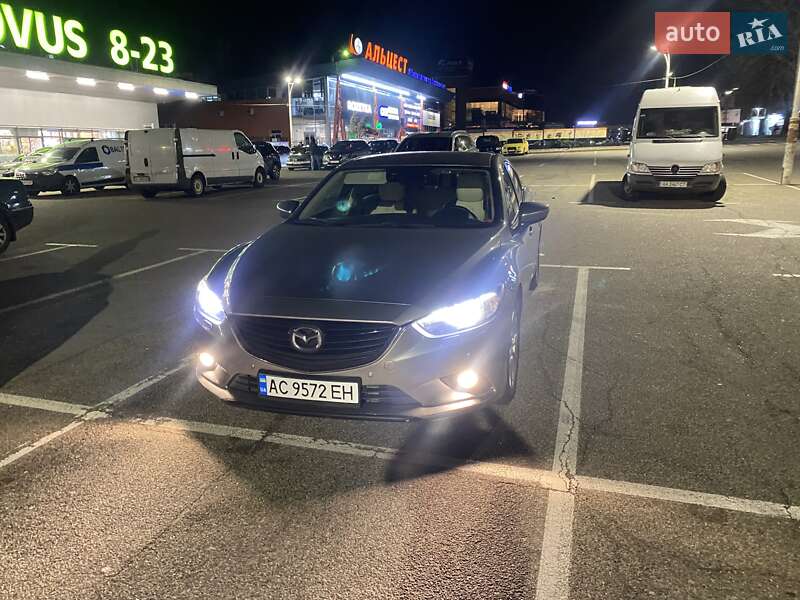 Седан Mazda 6 2012 в Камне-Каширском