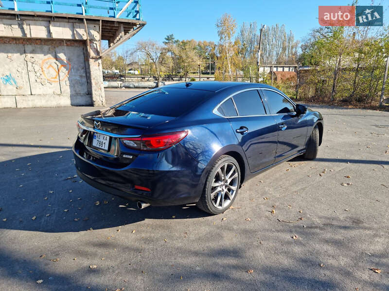 Седан Mazda 6 2016 в Днепре