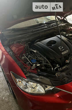 Седан Mazda 6 2013 в Днепре