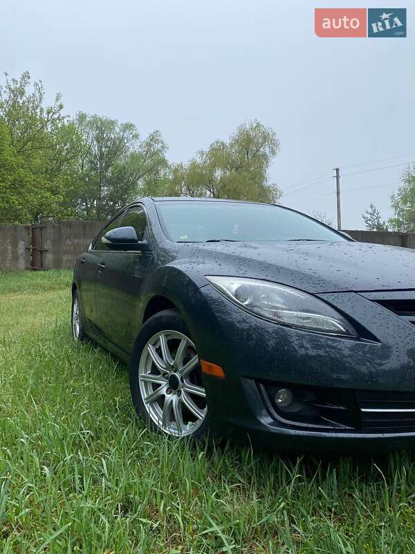 Седан Mazda 6 2012 в 