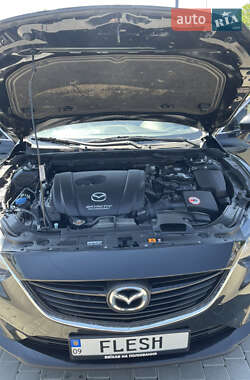 Седан Mazda 6 2013 в 