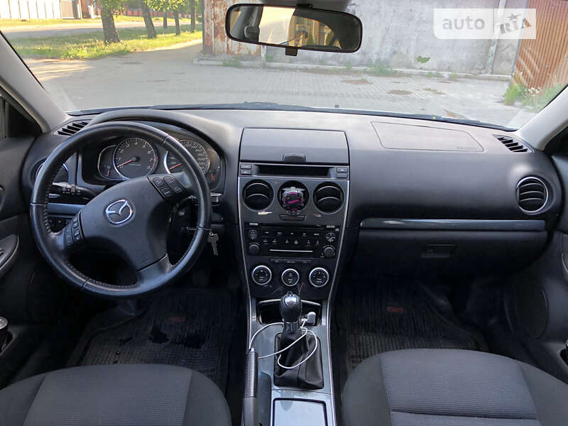 Лифтбек Mazda 6 2005 в Березному