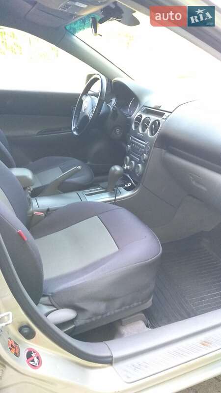 Седан Mazda 6 2004 в Карнаухівці