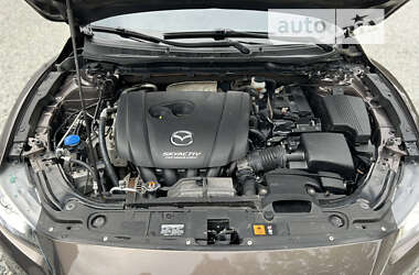 Седан Mazda 6 2017 в Днепре