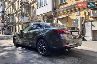 Седан Mazda 6 2016 в Киеве