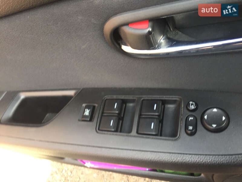 Седан Mazda 6 2012 в Вінниці