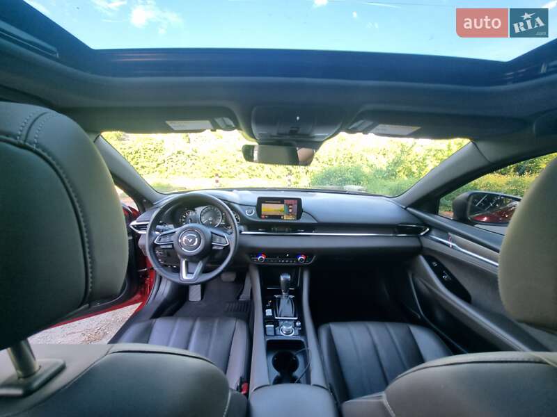 Седан Mazda 6 2018 в Смілі