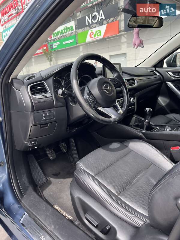 Седан Mazda 6 2015 в Львове