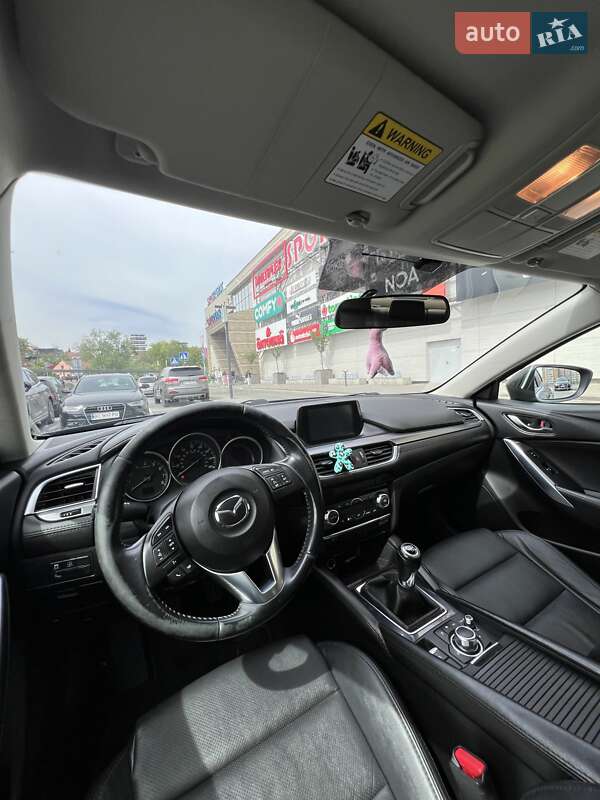 Седан Mazda 6 2015 в Львове