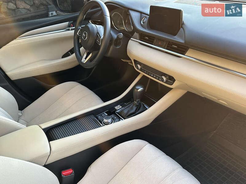 Седан Mazda 6 2018 в Дніпрі