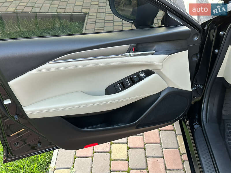 Седан Mazda 6 2018 в Дніпрі