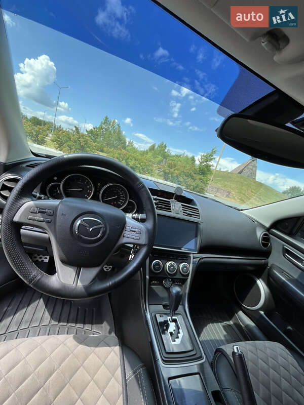 Седан Mazda 6 2008 в Звягеле