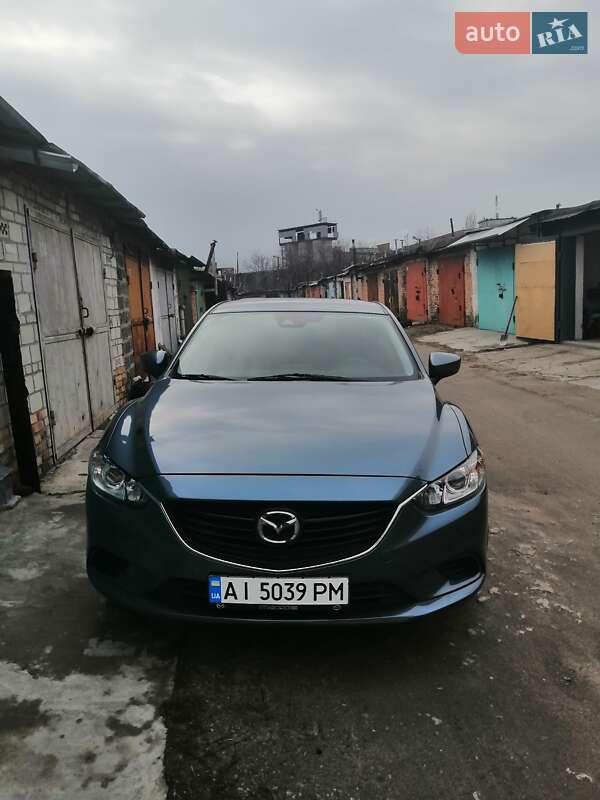 Седан Mazda 6 2016 в 