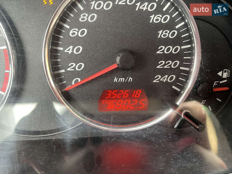 Універсал Mazda 6 2004 в Вижниці