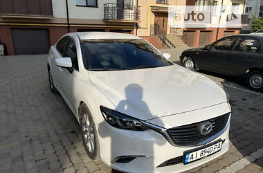 Седан Mazda 6 2015 в Ужгороді