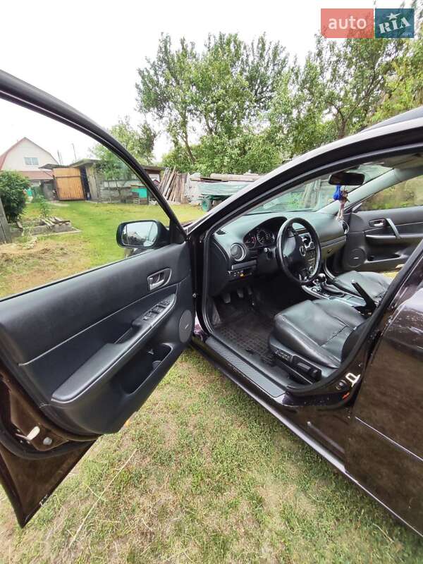 Универсал Mazda 6 2006 в Песковке