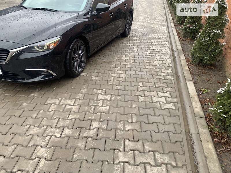 Седан Mazda 6 2015 в Коломые