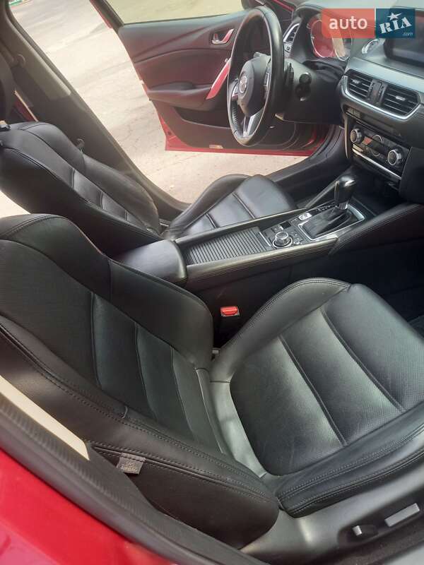 Седан Mazda 6 2015 в Умані