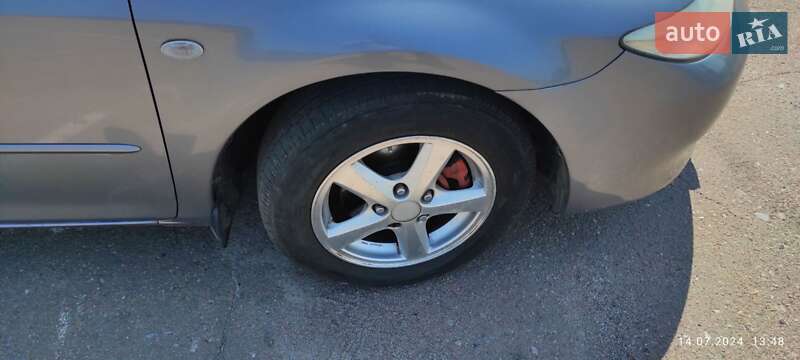 Седан Mazda 6 2004 в Чернигове