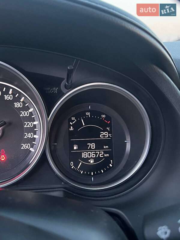 Седан Mazda 6 2016 в Львові