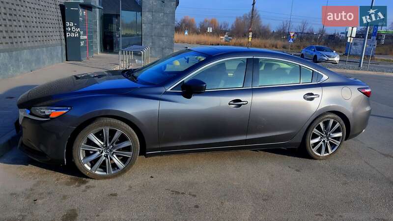 Седан Mazda 6 2018 в Днепре