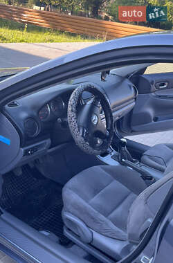 Седан Mazda 6 2003 в Черновцах