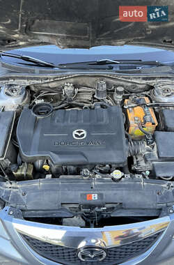 Седан Mazda 6 2003 в Черновцах