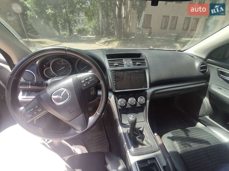 Універсал Mazda 6 2010 в Павлограді