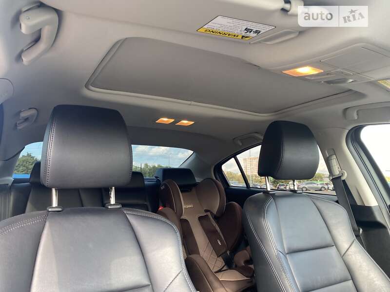 Седан Mazda 6 2014 в Києві