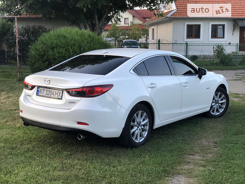 Седан Mazda 6 2014 в Коломые