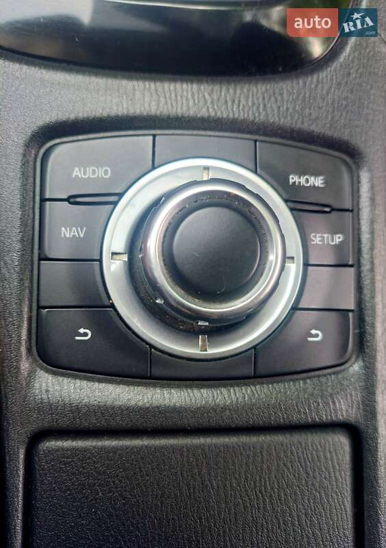 Седан Mazda 6 2014 в Днепре