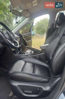 Седан Mazda 6 2014 в Днепре