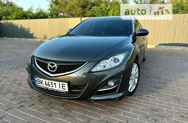 Лифтбек Mazda 6 2010 в Сарнах