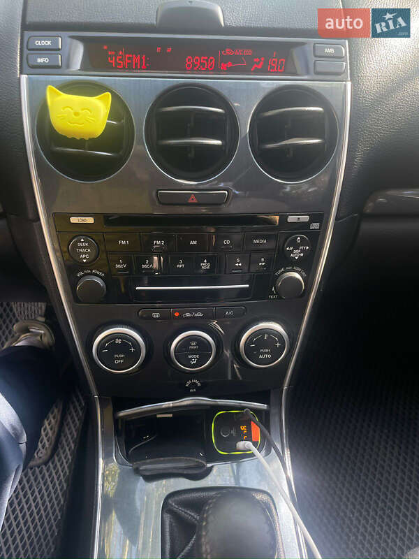 Седан Mazda 6 2005 в Краснограде