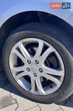Лифтбек Mazda 6 2010 в 