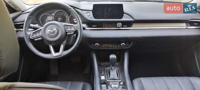 Седан Mazda 6 2018 в Запорожье