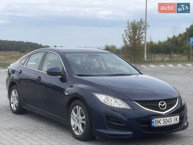 Седан Mazda 6 2010 в Радивилове