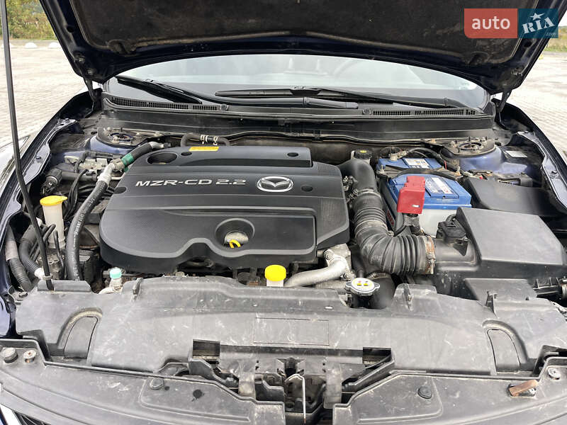 Седан Mazda 6 2010 в Радивилове