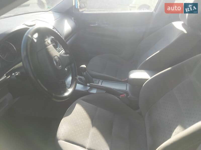Универсал Mazda 6 2004 в Киеве