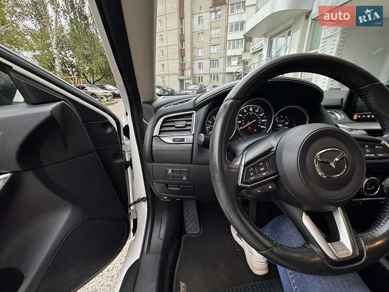 Седан Mazda 6 2016 в Луцке