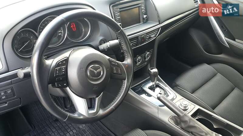 Седан Mazda 6 2014 в Луцьку