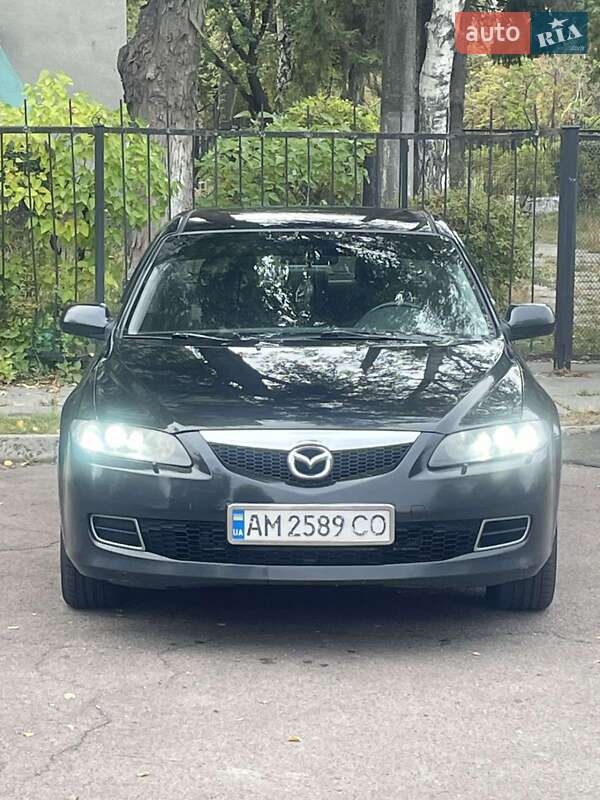 Седан Mazda 6 2006 в Киеве