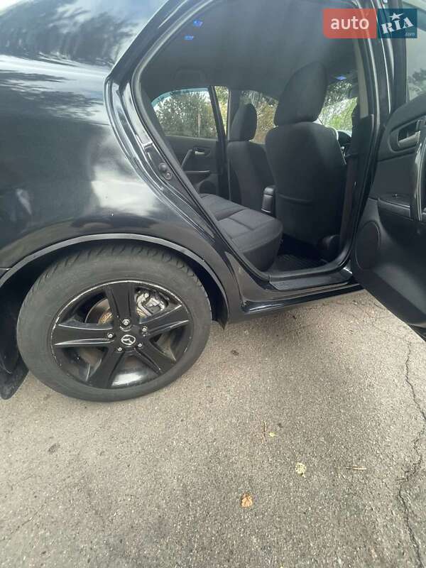 Седан Mazda 6 2006 в Киеве