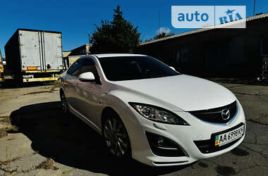 Седан Mazda 6 2010 в Киеве