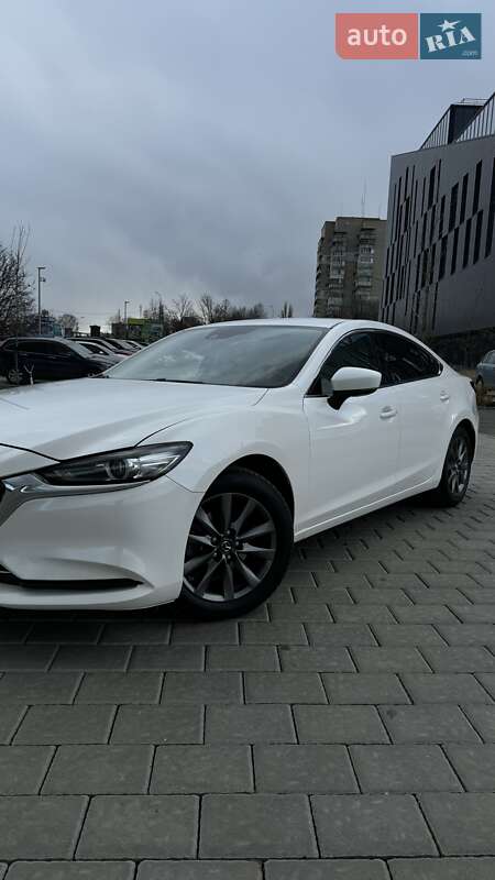 Седан Mazda 6 2018 в Ровно