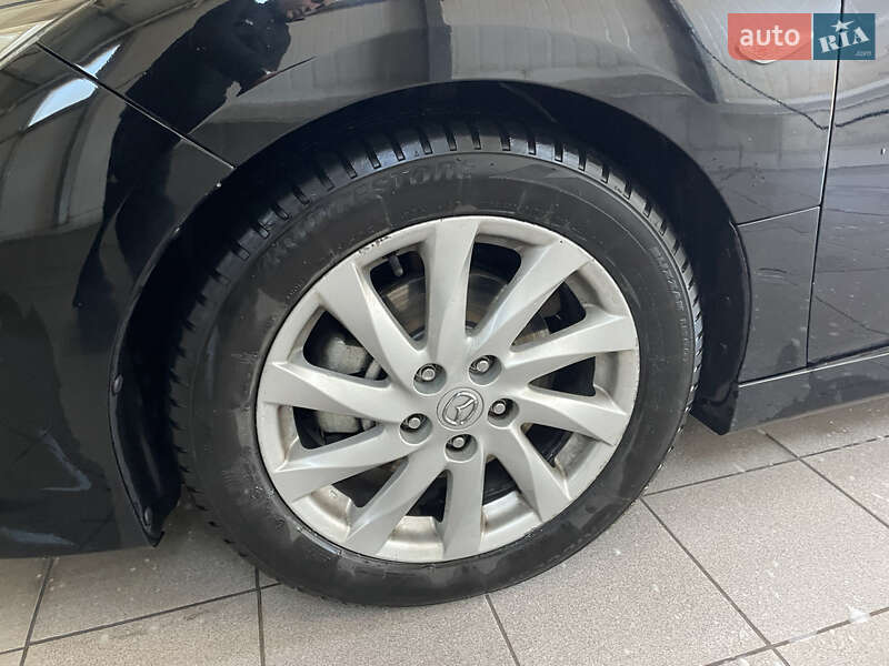 Универсал Mazda 6 2010 в Луцке