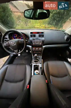 Ліфтбек Mazda 6 2010 в Чернівцях