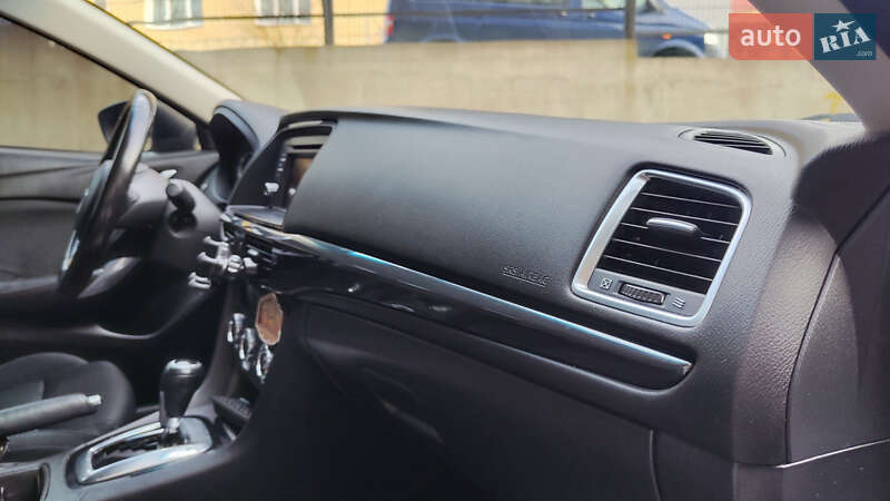 Седан Mazda 6 2013 в Дрогобичі